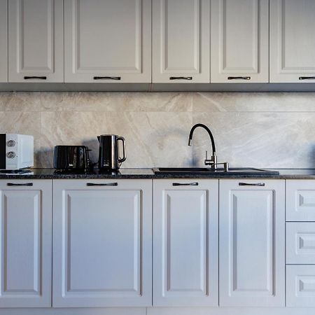 The Corner Luxe Apartment Bucureşti Eksteriør bilde