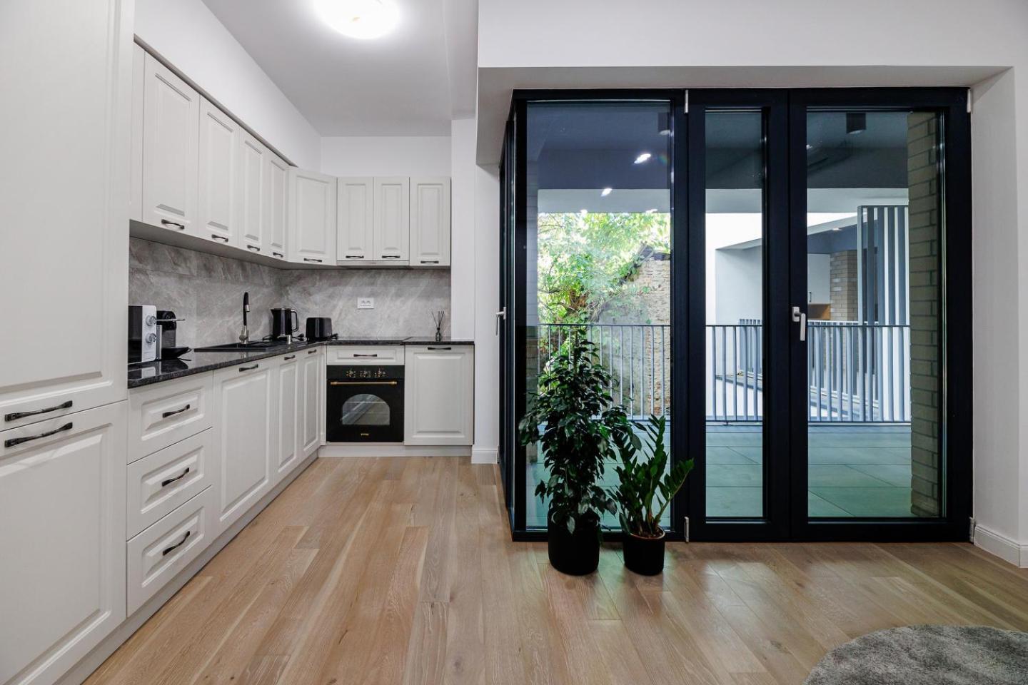 The Corner Luxe Apartment Bucureşti Eksteriør bilde